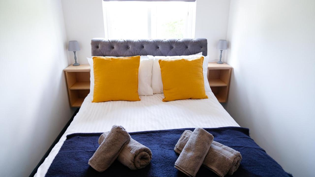 Intimate Entire Flat 9-Min Walk To Boscombe Beach Борнмут Екстер'єр фото